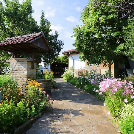 Хаджикольовата Къща Villa Medven Exterior photo