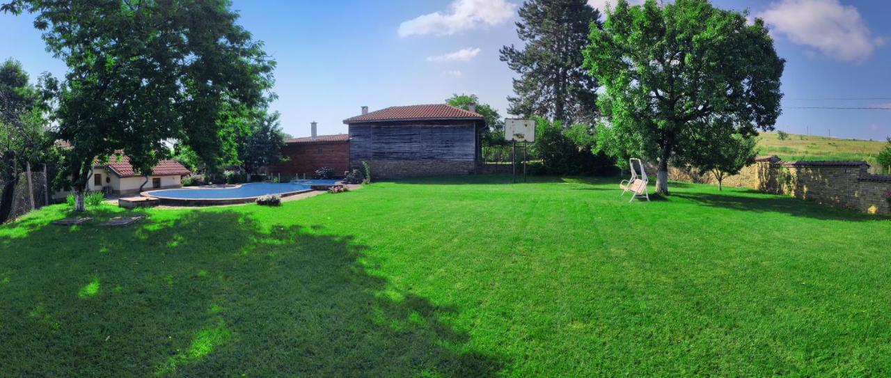 Хаджикольовата Къща Villa Medven Exterior photo