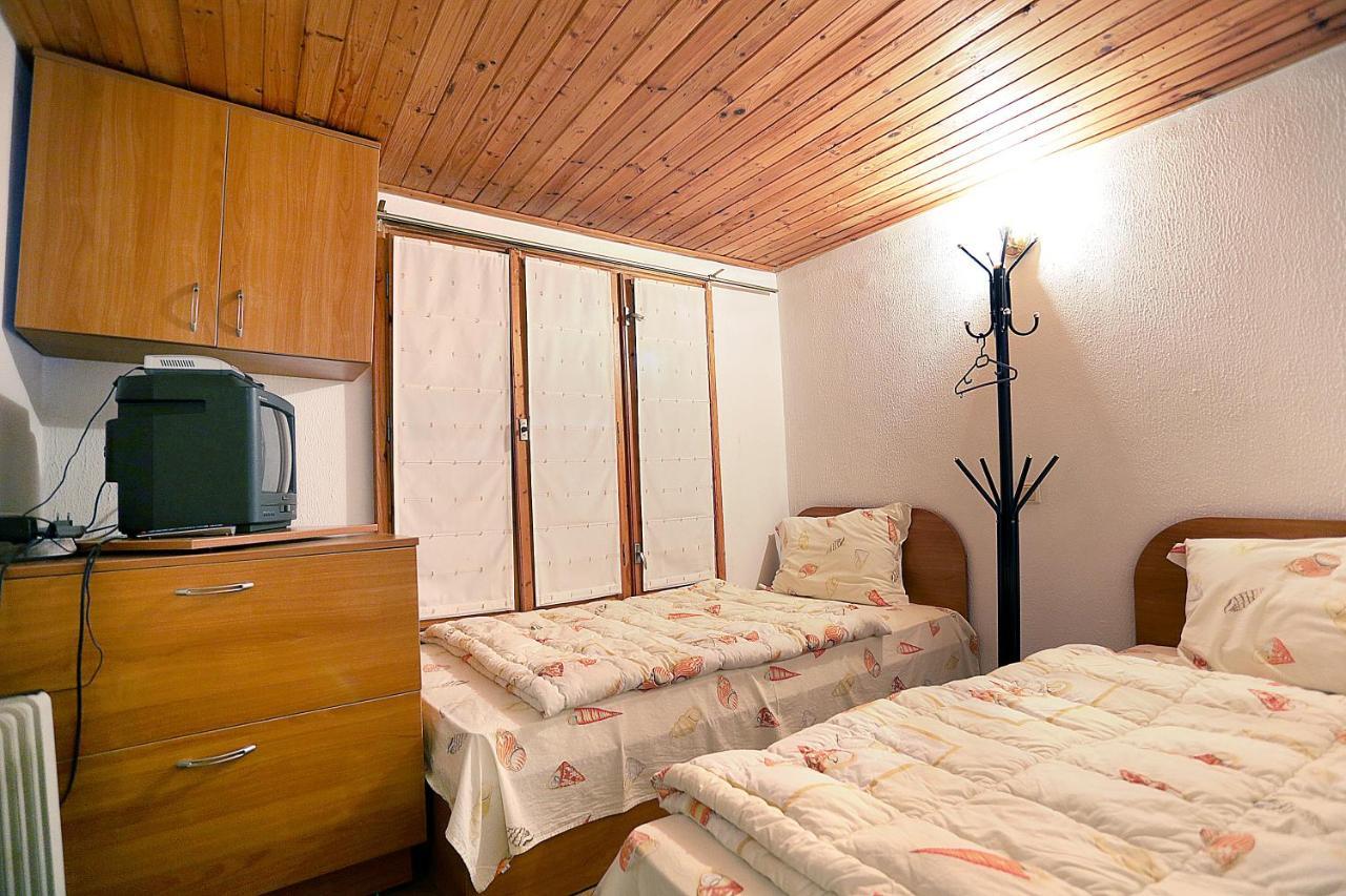 Хаджикольовата Къща Villa Medven Exterior photo